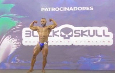 Fisiculturista Tiago Botelho foi campeão estadul bodybuilder sênior até 80 quilos no início do mês e vai disputar etapa nacional (Foto: Reprodução)