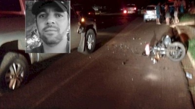 Motociclista morre após bater em 2 carros parados