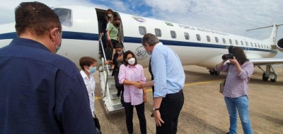 Representando o governador Reinaldo Azambuja, secretário Jaime Verruck recebeu a primeira-dama Michelle Bolsonaro na Capital do Pantanal (Foto: Kelly Ventorim)