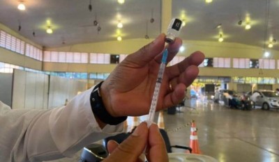 Vacinação de doses 1, 2 e 3 conta Covid-19 continua hoje na Central em Dourados