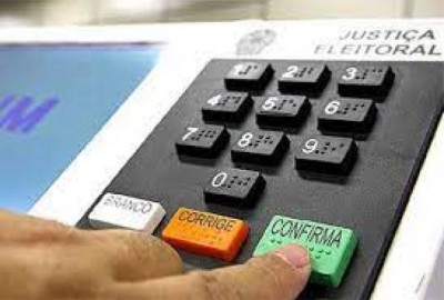 PSL e PT terão mais de 1 bilhão de reais do fundo eleitoral para campanha eleitoral