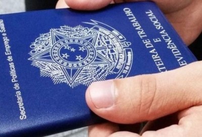 IBGE: desemprego cai 1,6 ponto percentual e chega a 12,1%