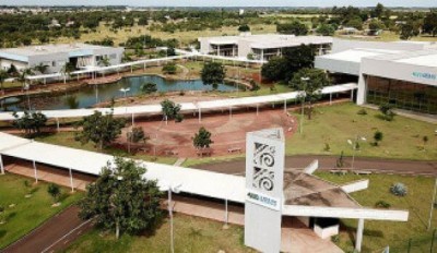 Uems e universidade argentina se reúnem para discutir parceria