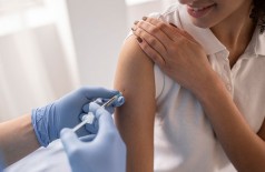 Vacina contra o HPV previne câncer do colo do útero (Foto: Getty Images)