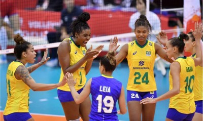 Meninas do vôlei brasileiro voltam a quadra hoje contra a Holanda(Foto: FIVB)