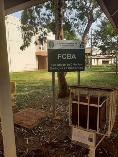 As primeiras caixas foram instaladas ao redor da FCBA (Foto: Divulgação/UFGD)