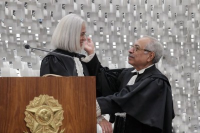 A ministra Maria Thereza de Assis Moura e o ministro Og Fernandes assumiram nesta quinta-feira (25) a direção do Tribunal da Cidadania (Foto: Lucas Pricken / STJ)