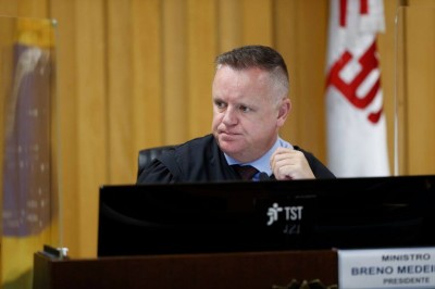 Ministro Breno Medeiros (Foto: Divulgação/TST)