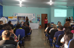 Evento foi realizado no auditório da Secretaria Municipal de Educação (Foto: Divulgação/TJ-MS)