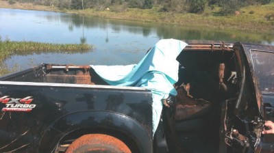 Universitário de Naviraí morre afogado ao cair com Hilux em represa