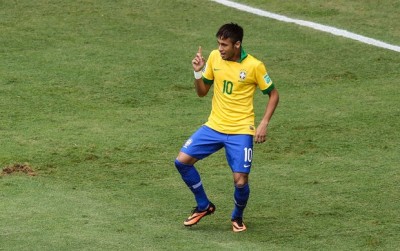 Neymar dança depois de gol (Reprodução)