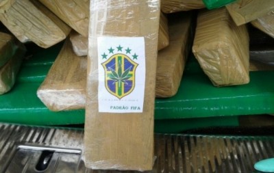 PRF apreende 248 quilos de maconha 'padrão Fifa' na região de Bataguassu