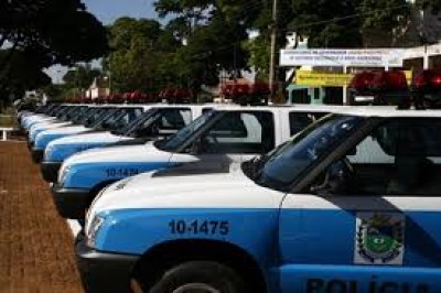 Homem tenta roubar som de carro de policial militar e é preso em flagrante