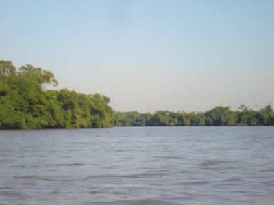 Bombeiros mantêm buscas a homem desaparecido no Rio Ivinhema