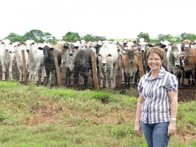 Tereza Cristina é parte de uma família tradicional no ramo de leilões rurais (UOL)