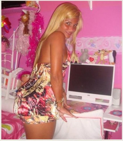 Mulher do traficante Nem é presa novamente em casa na Capital