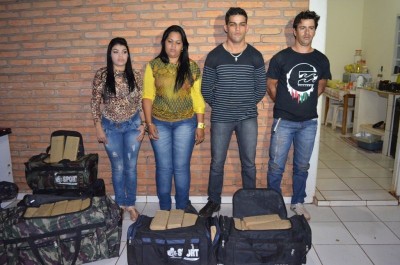 Geovana Neves Ajala, Jéssica Souza Silva, Dionatan Cerqueira de Oliveira e Anderson Geraldo Dias Camargo preso... (Sidnei Bronka)