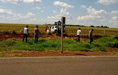 Secretário de Saúde escapa ileso de capotamento na BR-060