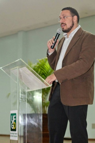 Médico Julio Croda ajudou a atender a ocorrência na manhã de terça-feira na UFGD (Reprodução/Facebook)