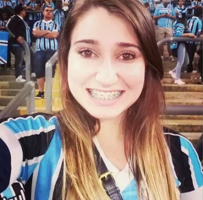 Perdeu, torcedora: ‘Sorria, você está sendo filmada’