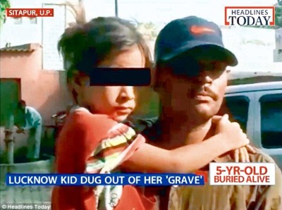 Garota indiana de 7 anos é estrangulada e enterrada viva, mas consegue sobreviver