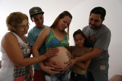 Mulher dá à luz quadrigêmeas, mas meninas morrem na Santa Casa