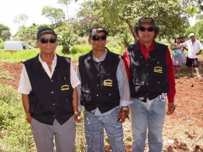 Milicianos da Aldeia: A 94FM recebeu mais dois vídeos de moradores sendo agredidos por seguranças