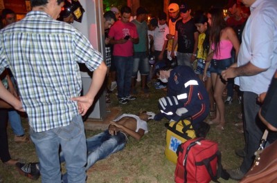 Leonardo Ximenes Barbosa de 18 anos, morador no Parque dos Jeguitibás morreu ao ser baleado com um tiro no pei... (Sidnei Bronka)