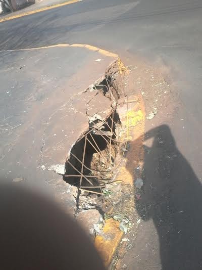 Você na Redação: douradense mostra boca de lobo destruída e critica descaso da prefeitura