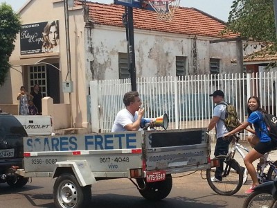 Luciano Huck surpreende moradores ao aparecer no município de Aquidauana