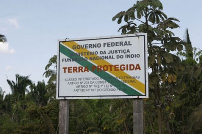 Polêmica sobre demarcação de terras deve voltar à tona na Câmara em 2015