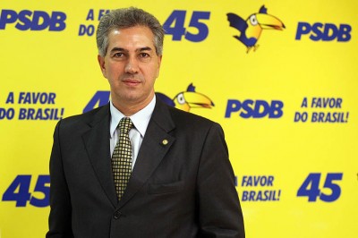 Reinaldo Azambuja é eleito governador de MS com 55,43% dos votos