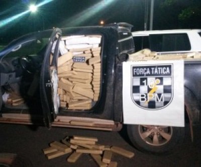 Motorista abandona veículo com 1,6 tonelada de maconha