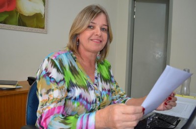 Delegada Rozeli Dolor Galego, responsável pela Deam (Delegacia de Atendimento à Mulher) de Dourados (Sidnei Bronka)