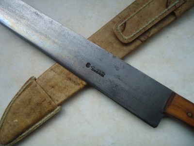 Homem é encontrado morto com 11 facadas em campo de futebol de cidade de MS