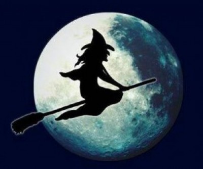 Falsa feiticeira dá golpe em cliente, dizendo que dinheiro aparecerá na bolsa dela