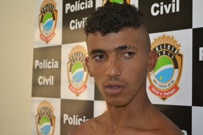 Polícia flagra ladrão em salão de beleza com veículo roubado