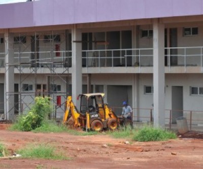 André Puccinelli queria entregar obra até dezembro, mas até agora, não há nenhum dos quatro blocos prontos (Reprodução)