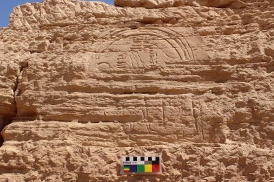 Escultura incomum de mais de 2.300 anos é descoberta no Egito