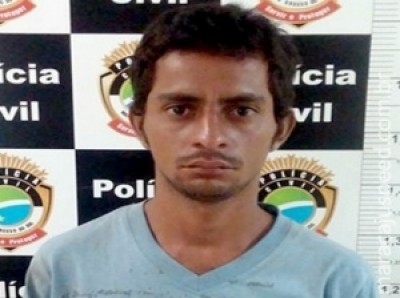 Família diz que acusado de matar com golpes de espada tem problema mental