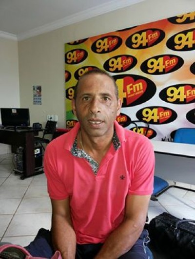 Paulista está perdido em Dourados e procura desesperadamente algum familiar