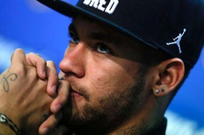 Caso Neymar continua rendendo repercussão na Espanha (Albert Gea / Reuters)