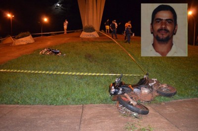 Motociclista que estava com a CNH suspensa morre ao bater no Monumento dos colonos em Dourados