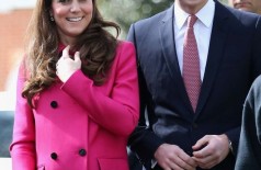 A duquesa de Cambridge e o príncipe William chegam ao estúdio de gravação XLP Móvel, em 27 de março, em Londre... (Chris Jackson / AP)