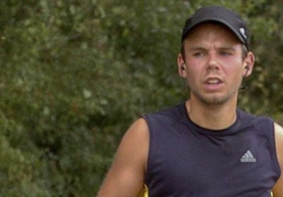 Andreas Lubitz, em foto de arquivo de 2009 durante prova de corrida em Hamburgo, Alemanha (oto-Team-Mueller / Reuters)