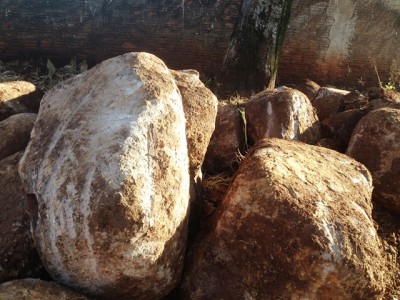 Falta de controle em obra pública causa transtornos para moradores de Dourados