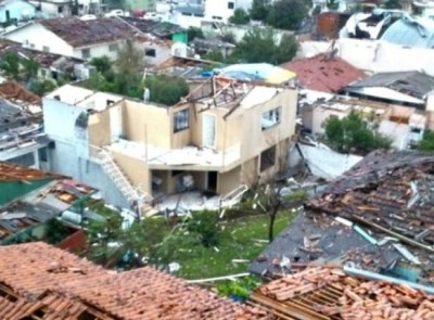 Cidade de SC tem situação de calamidade pública após tornado