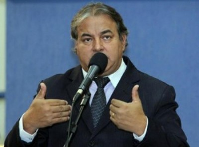 Alceu Bueno muda versão sobre fortuna que teria pago por extorsão