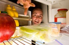 Atacar a geladeira na madrugada faz perder dentes, diz especialista