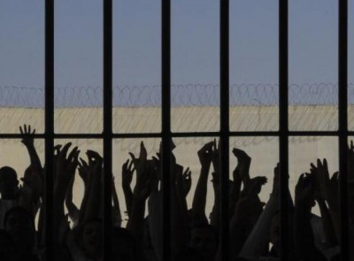 População carcerária do Brasil cresce 74% em sete anos